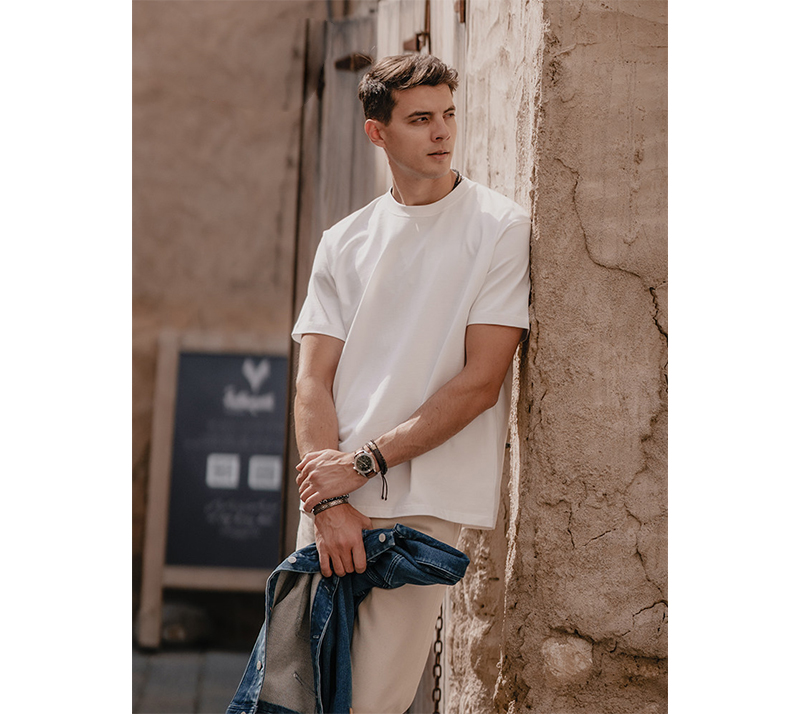 T-shirt en coton à manches cou - Men'S Fashion Looks 2026 avis et prix